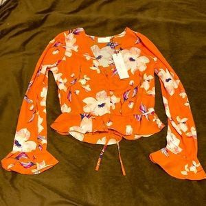 NWT The Room light blouse
